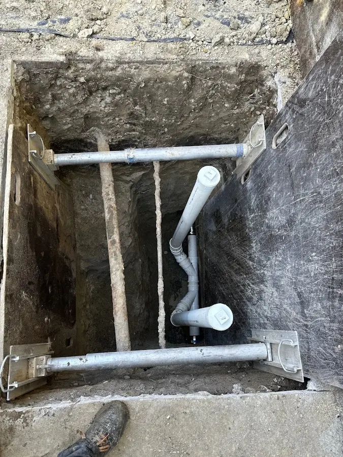Experienced plumber completing Gas Line Repair work in Irving